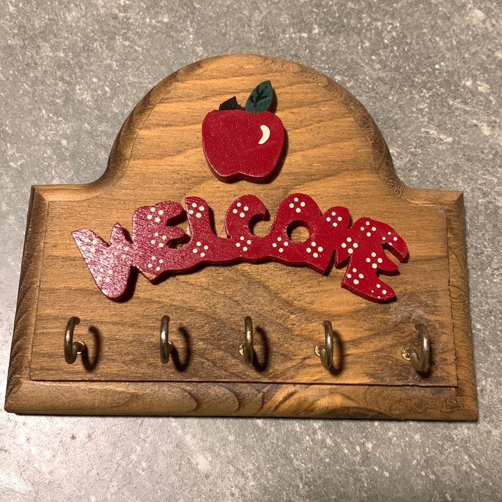 School Teacher classroom wooden wall hooks - Picture 2 of 5